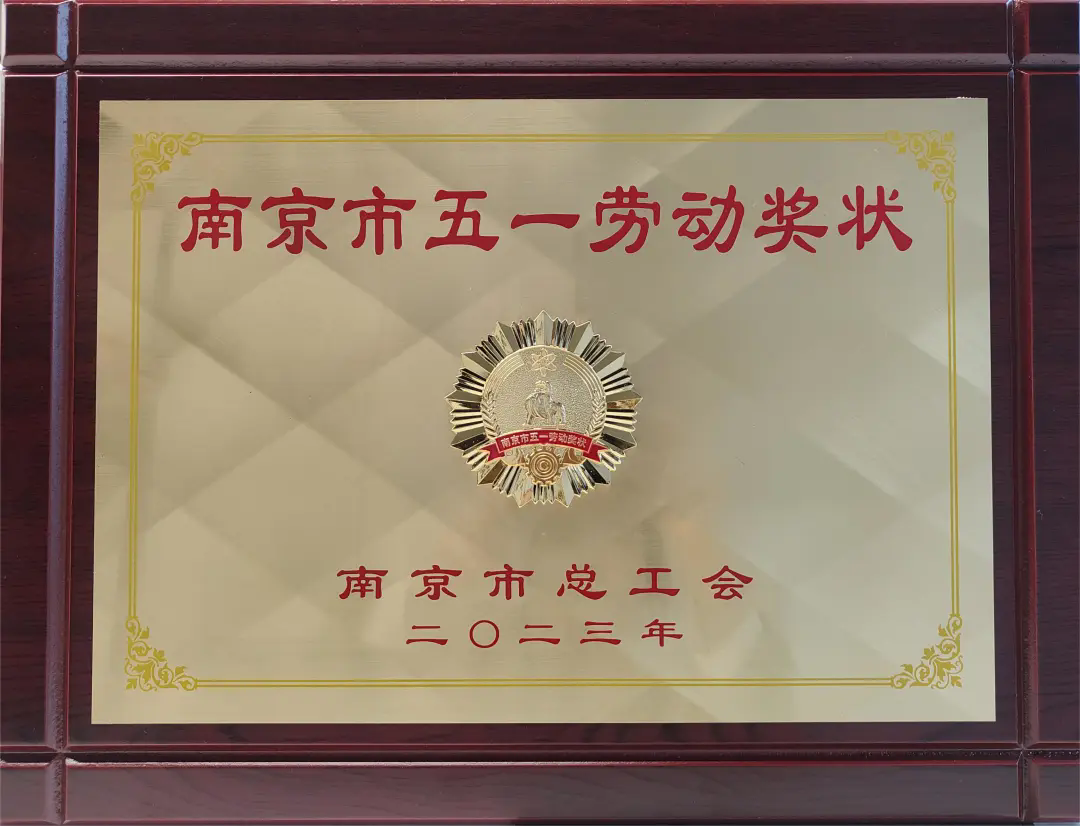 2.webp.png 2.webp.png